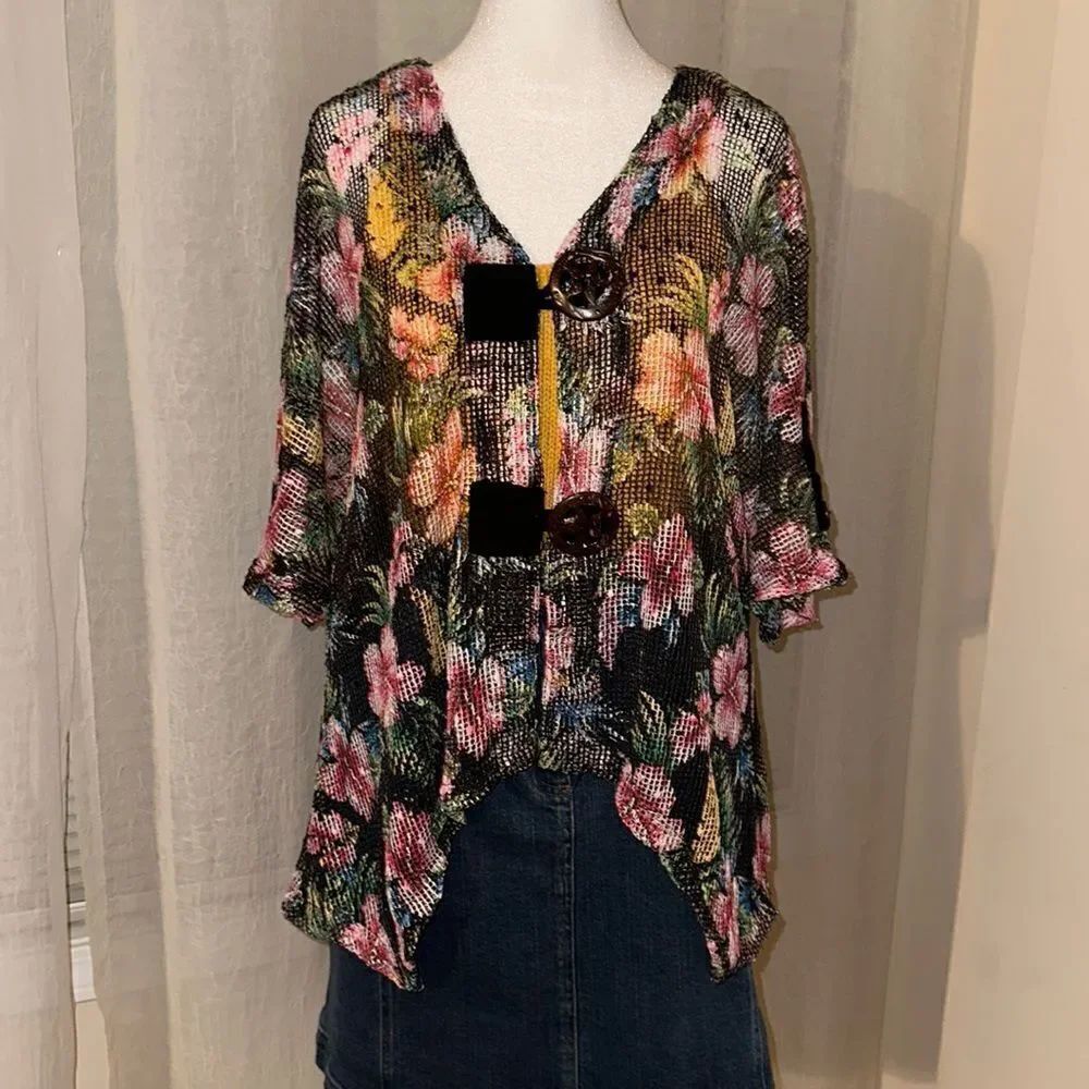 Coral Bay XL Black Pink Tropical Floral Fishnet Sequined Bat Sleeve Cardigan